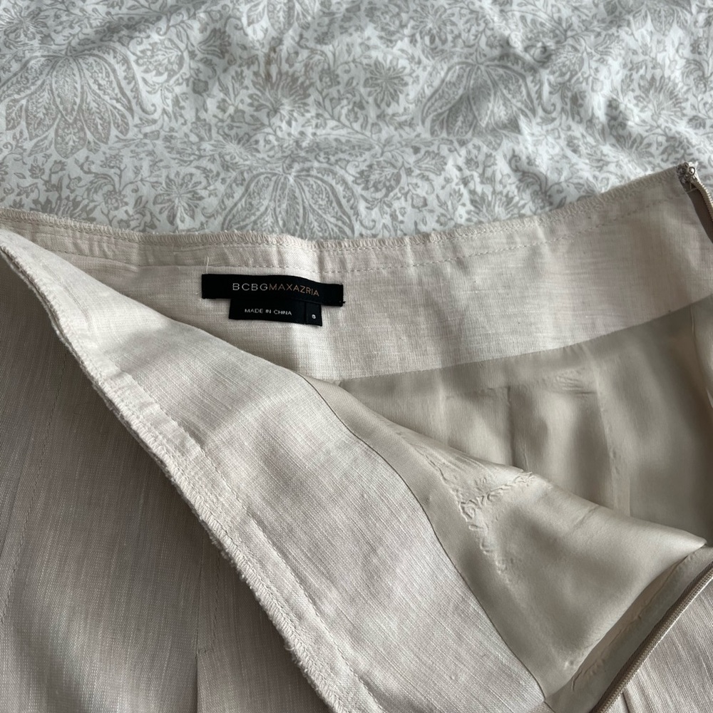 BCBGMAXAZRIA Beige Skirt
